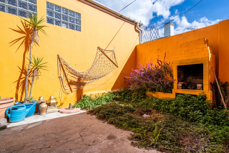3 Bedroom Property for Sale in Woodstock Western Cape